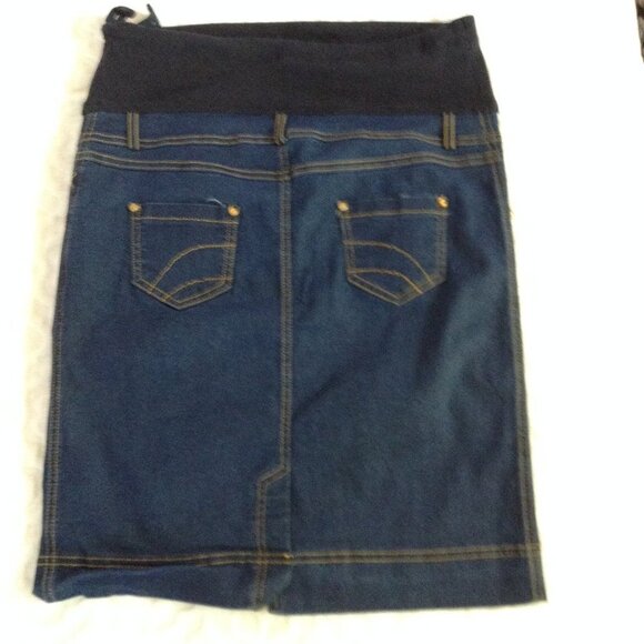Essentials for Mothers denim skirt size Med - Picture 2 of 3